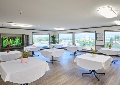 The dining room at the Valle Vista facility